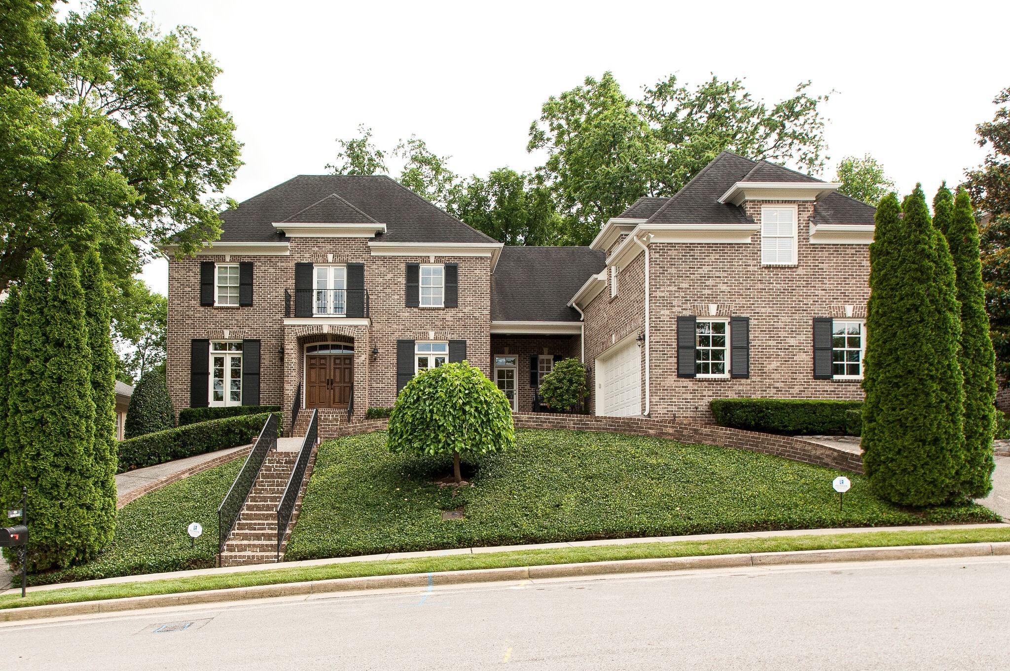 Elder Pl, Nashville, TN 37215