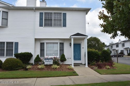 unit-j9-3818 Sterling Pointe Dr, Winterville, NC, 28590-8834 | Card Image