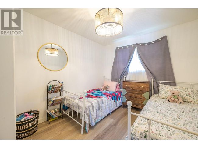 1737 Pennask Terr, House other with 4 bedrooms, 3 bathrooms and 1 parking in Kamloops BC | Image 16