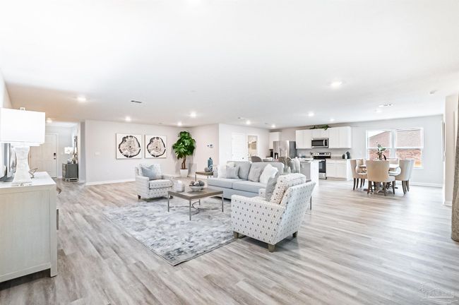 2802 Chevy Cir, House other with 5 bedrooms, 3 bathrooms and 2 parking in Pace FL | Image 15
