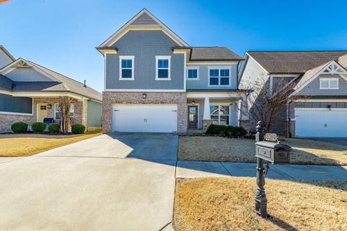 8512 Red Deer Ln, Ooltewah, TN, 37363-3106 | Card Image