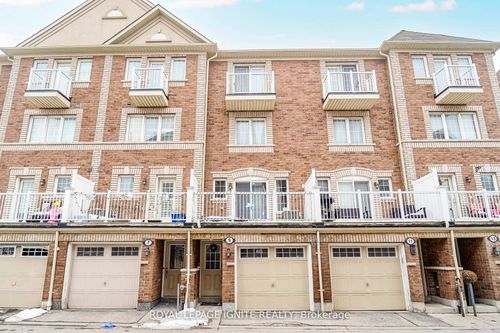 9 Cooperage Lane, Ajax, ON, L1S0E8 | Card Image