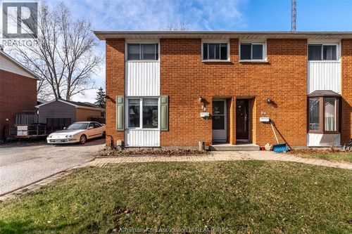 98 Wedgewood Ave, Chatham, ON, N7M5T4 | Card Image