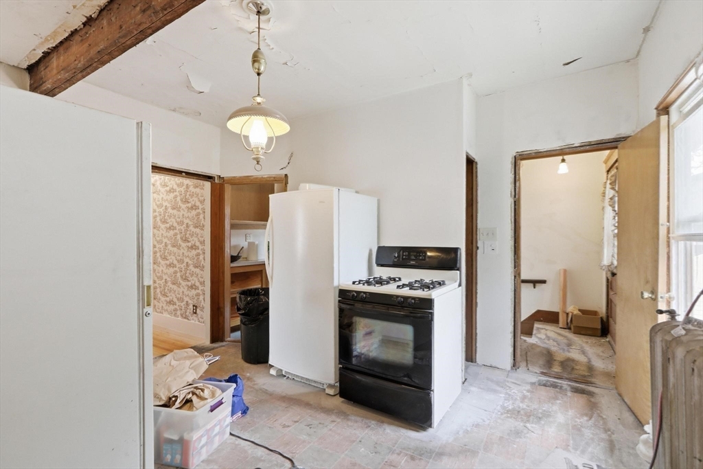 Residential Income in Lawrence 5