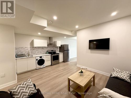 2954 Elgin Mills Rd E, Markham, ON, L6C1K9 | Card Image