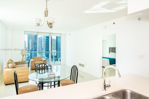 2210-55 Se 6th St, Miami, FL, 33131-2560 | Card Image