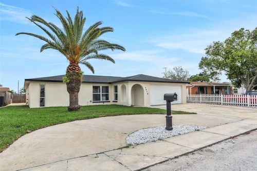 7410 Mayfield Dr, PORT RICHEY, FL, 34668-7417 | Card Image