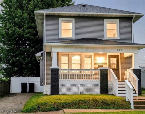 809 Seborn Ave, Zanesville, OH, 43701-5626 | Card Image