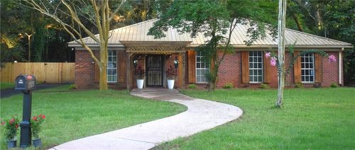 8561 Tiffani Dr, Irvington, AL, 36544-2411 | Card Image
