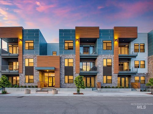 apt-302-3850 E Haystack St, Boise, ID, 83716-5887 | Card Image