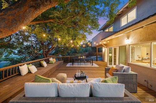 116 Twelveoak Hill Drive, San Rafael, CA, 94903 | Card Image