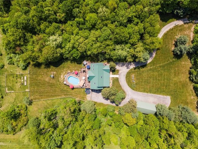 1308 Logan Rd, House other with 5 bedrooms, 4 bathrooms and 4 parking in Gibsonia PA | Image 49