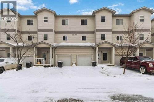 2-313 Millennium Dr, Fort Mcmurray, AB, T9K0M2 | Card Image