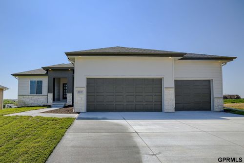 21151 Jessie Ave, Elkhorn, NE, 68022-4266 | Card Image