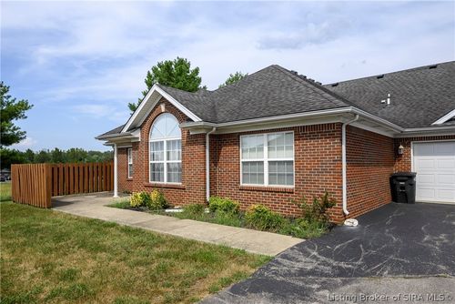 1933 Harmony Cir, Charlestown, IN, 47111-8657 | Card Image