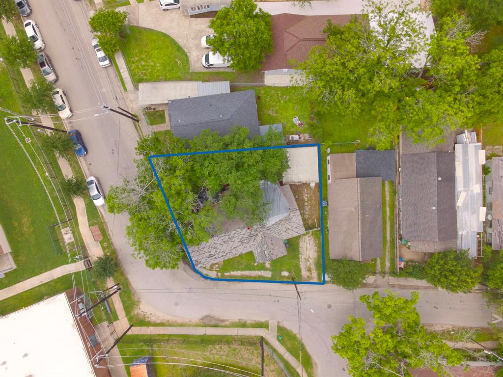 Reynolds St, Houston, TX 77009