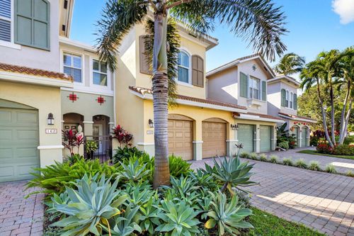 163 Las Brisas Cir, Hypoluxo, FL, 33462-7016 | Card Image