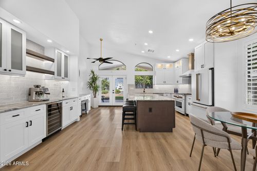 8072 E Maria Dr, Scottsdale, AZ, 85255-5419 | Card Image