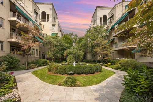 2374 Madison Ln, Cincinnati, OH, 45208 | Card Image