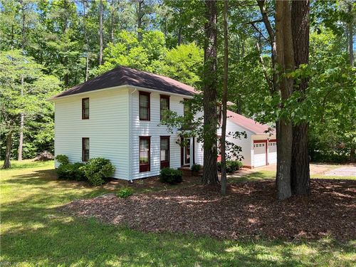 6451 Wyncote Ave, Gloucester, VA, 23061-4207 | Card Image