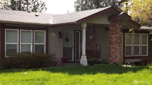 26204 Helmick Rd, Sedro Woolley, WA, 98284-8326 | Card Image