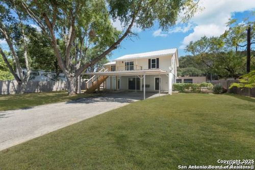 1619 Roadside Dr, Canyon Lake, TX, 78133-4146 | Card Image