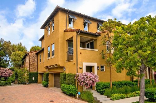 33 Gingerwood, Irvine, CA, 92603 | Card Image