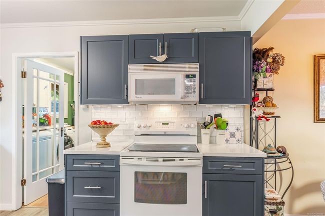 1226 Centre Rd, House other with 4 bedrooms, 2 bathrooms and 5 parking in Qualicum Beach BC | Image 28