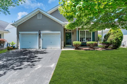82 Robin Ln, Barnegat, NJ, 08005-2186 | Card Image