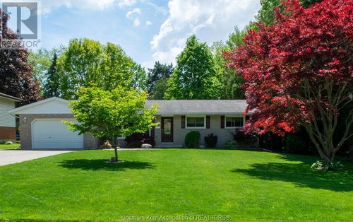 31 Harold St S, Ridgetown, ON, N0P2C0 | Card Image