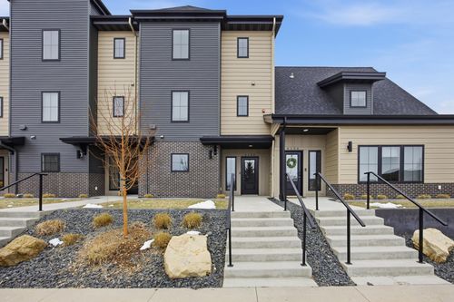 4156 Arthur Dr, Fargo, ND, 58104-4574 | Card Image