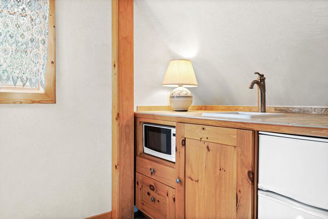 Kitchenette | Image 37