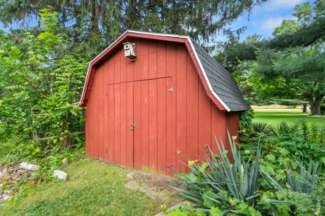833 S Lansing St, House other with 3 bedrooms, 2 bathrooms and null parking in Mason MI | Image 46
