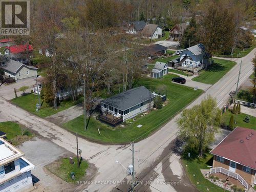 21 Ferris St, Vittoria, ON, N0E1T0 | Card Image