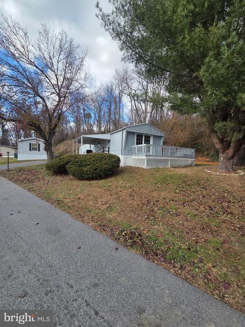 17 Kimberly Ave, NEW PROVIDENCE, PA, 17560-9609 | Card Image