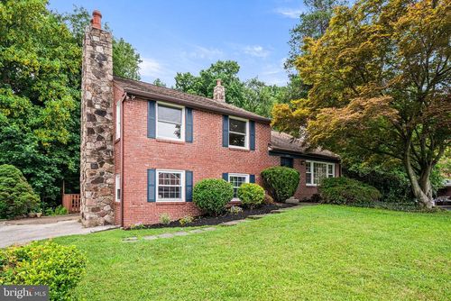109 Westminster Dr, WALLINGFORD, PA, 19086-6639 | Card Image