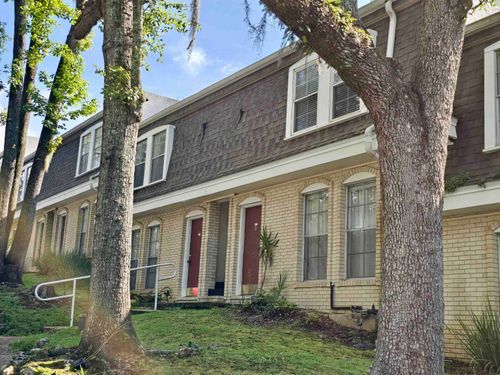 apt-140-2020 Continental Ave, TALLAHASSEE, FL, 32304-1705 | Card Image