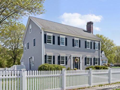 197 Smith St, Waltham, MA, 02451-1382 | Card Image