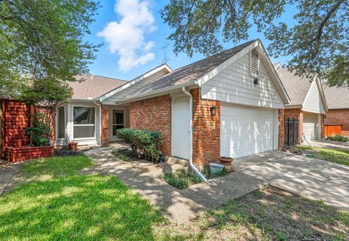 4049 Rive Ln, Addison, TX, 75001-3123 | Card Image