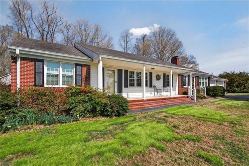 1316 Head Of River Rd, Chesapeake, VA, 23322-1425 | Card Image