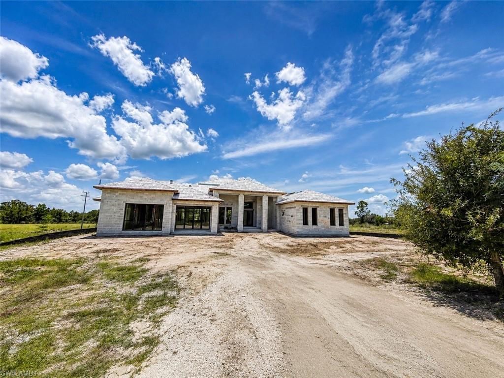 Residential in LABELLE
