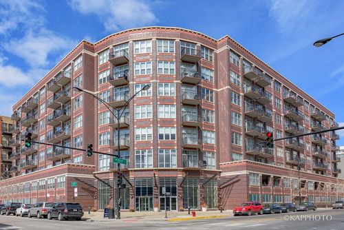 316-1000 W Adams St, Chicago, IL, 60607-2931 | Card Image