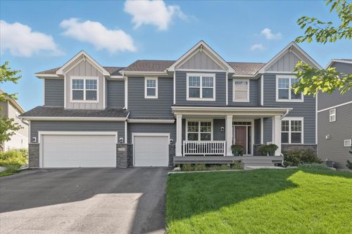 15348 Eagle Creek Way, Apple Valley, MN, 55124-7572 | Card Image