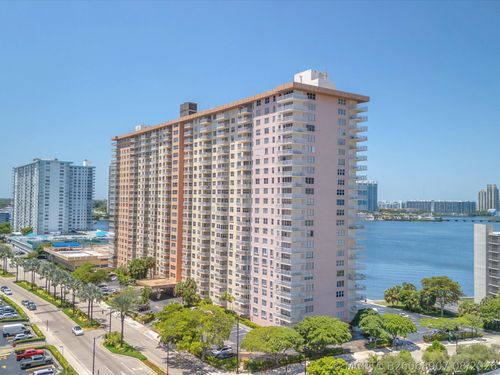2310-251 174th St, Sunny Isles Beach, FL, 33160-3360 | Card Image