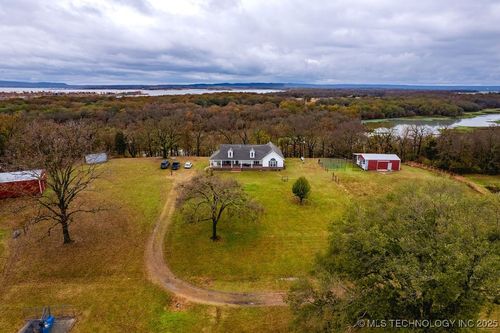 109256 S 4550 Rd, Sallisaw, OK, 74955-4068 | Card Image