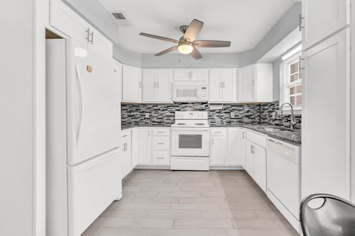 163 Heritage Trace Dr, Madison, TN, 37115-5943 | Card Image