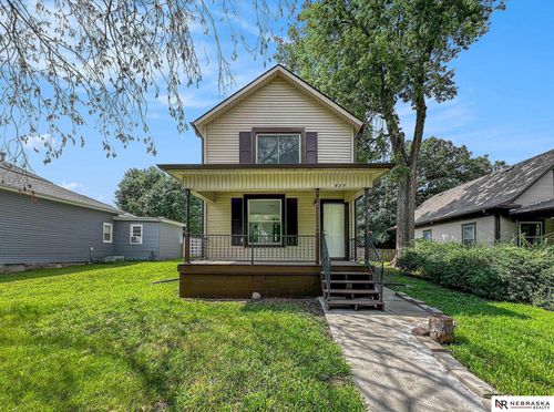 829 B St, Lincoln, NE, 68502-1133 | Card Image