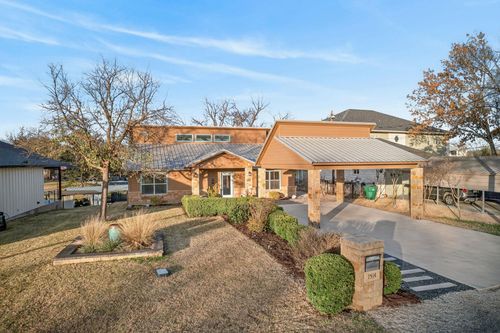 1514 Bluebonnet Ln, Kingsland, TX, 78639-9515 | Card Image