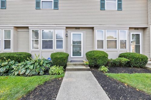 16c-7848 Barkwood Dr, Worthington, OH, 43085-5811 | Card Image