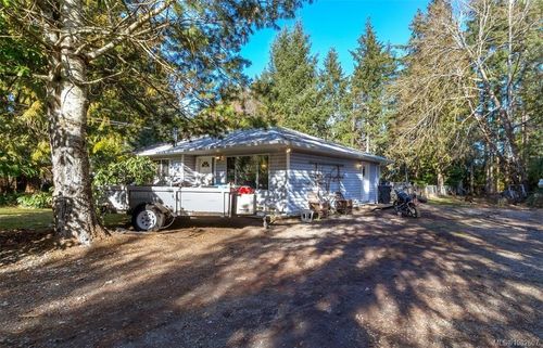 4547 Callow Rd, Bowser, BC, V0R1G0 | Card Image